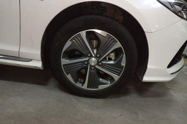 Used Hyundai Sonata Plug-in Hybrid 2018 2.0 PHS Smart Connect Version China V Standard Right Front Wheel Hub