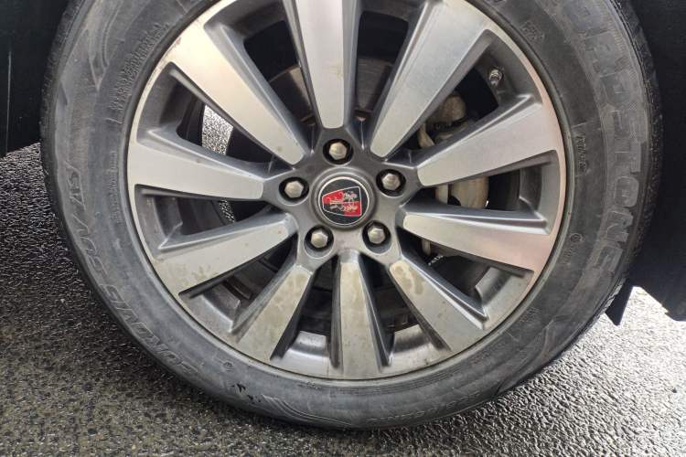 Used Roewe RX8 2019 30T Smart Connectivity Two-Wheel Drive Supreme Flagship Edition