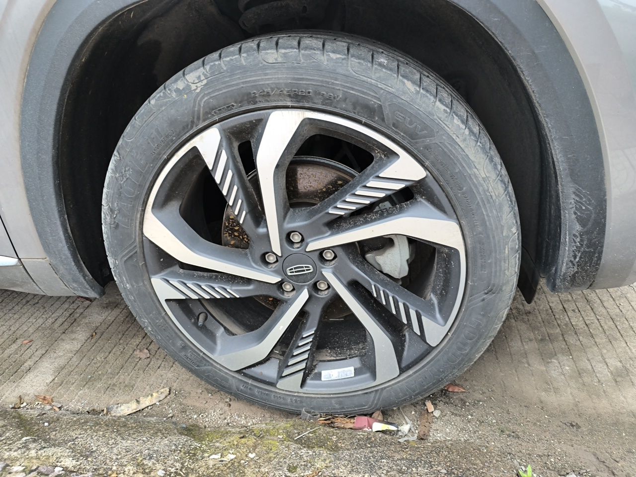 Geely Auto Monjaro L 2023 2.0TD High-Power Automatic Two-Wheel Drive Flagship Version — снимка 8