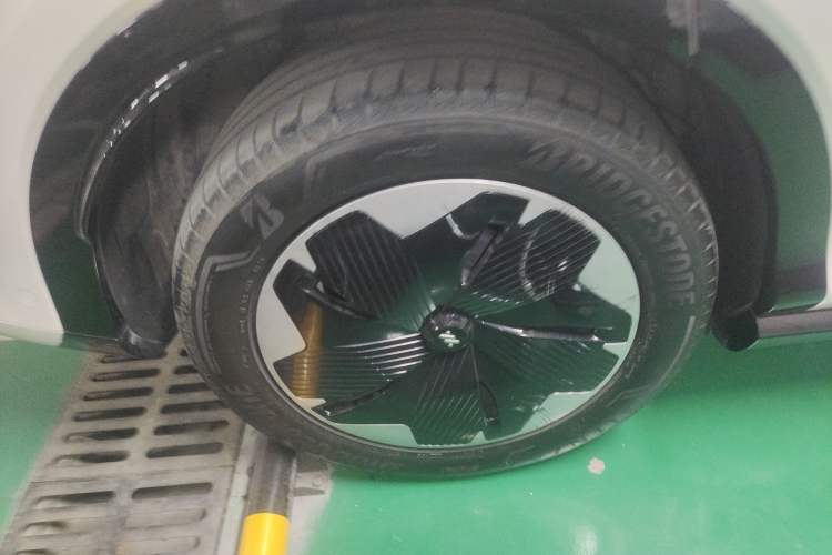 Used IM LS7 2023 77 kWh Urban Fit Rear-Wheel Drive