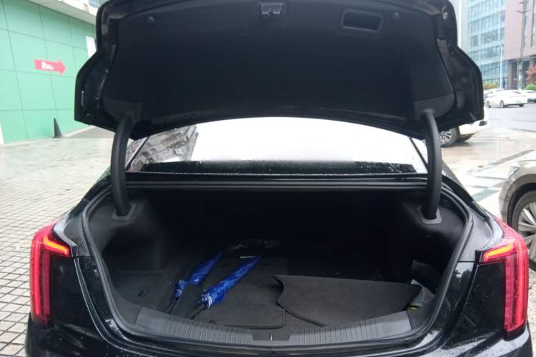 Used Cadillac CT5 2023 28T Luxury Edition (Standard Version) Trunk