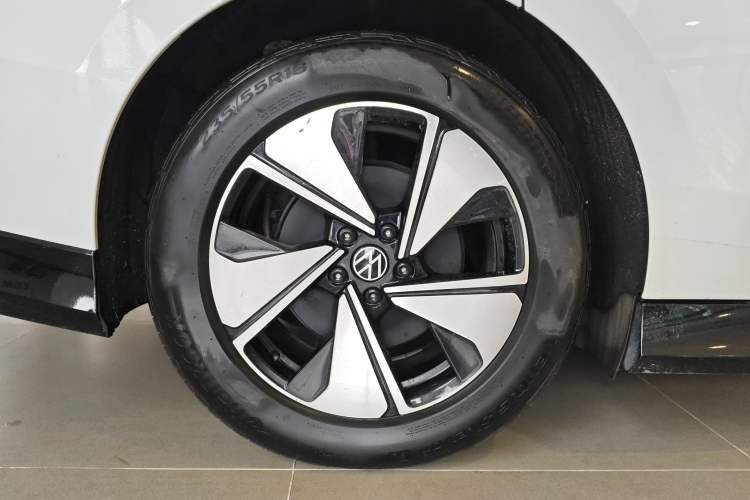 Used Volkswagen ID.7 VIZZION 2024 AIR model