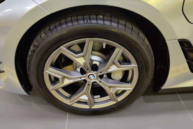 Used BMW i3 2024 eDrive 35 L