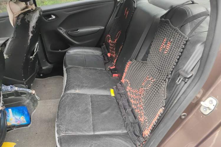 Used Peugeot 301 2014 1.6L Manual Comfort Edition