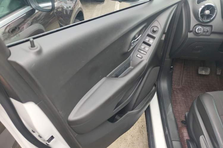 Used Chevrolet Trax 2014 1.4T Automatic Two-Wheel Drive Luxury Model