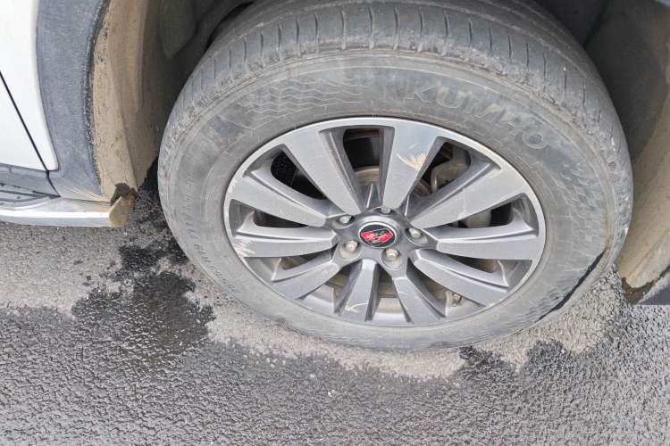 Used Roewe RX8 2018 30T Smart Connectivity Two-Wheel Drive Flagship Edition