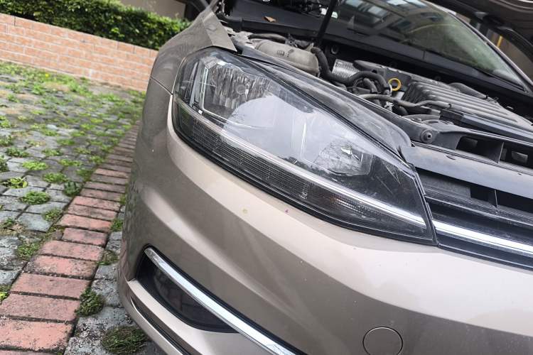 Used Volkswagen Golf 2019 280TSI DSG Comfort Version China VI Standard Right Front Headlight