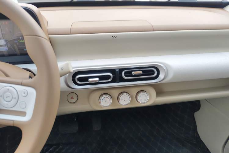 Used Wuling Hongguang MINIEV 2024 3rd Generation 215km Youth Edition