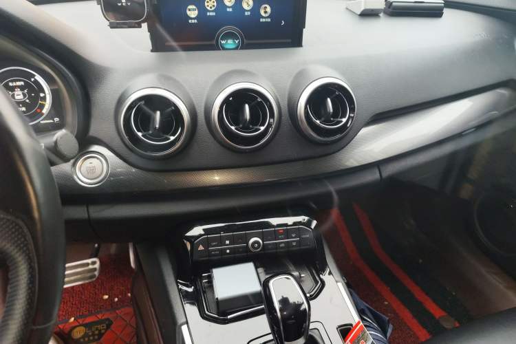 Used Wey VV7 2017 2.0T Flagship Model Audio And AC Panel