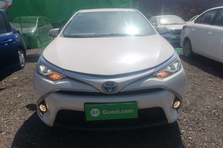 Used Toyota Levin 2017 Revised Dual-Engine 1.8H GS E-CVT Elite Sunroof Version China V Standard
