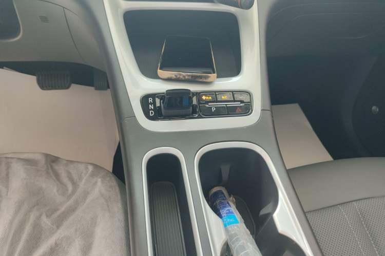 Used Geely Galaxy Geome 2026 Model 310km Youth Edition Gear Lever