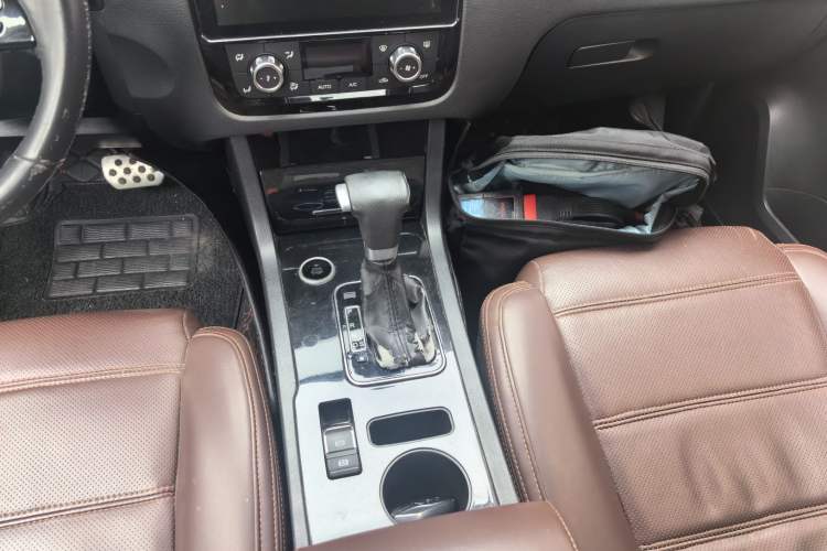 Used Yema T70 2016 Upgraded Model 1.8T CVT Flagship Edition