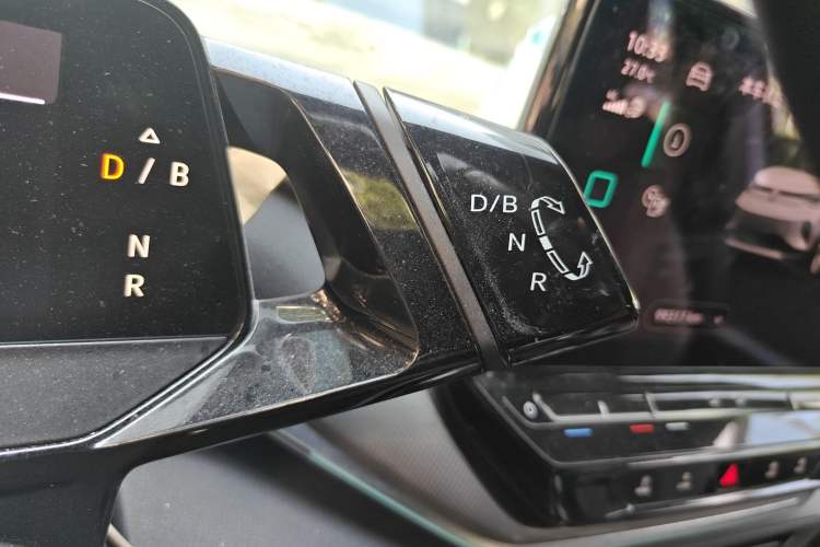 Used Volkswagen ID.4 CROZZ 2021 Long-Range PRO Two-Wheel Drive Version