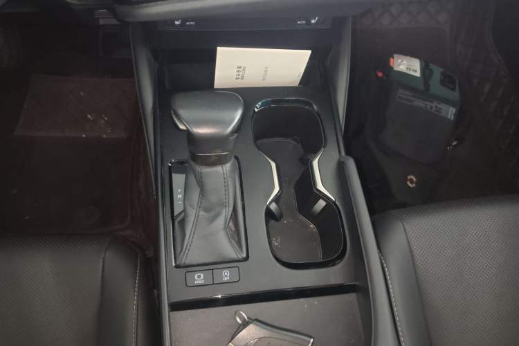 Used Lexus ES 2022 200 Excellence Edition