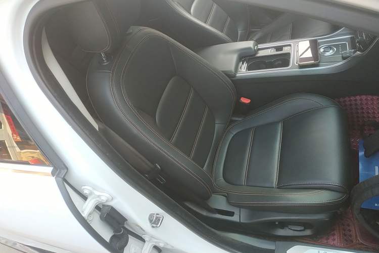 Used Jaguar XEL 2019 2.0T 200 PS Deluxe Edition
