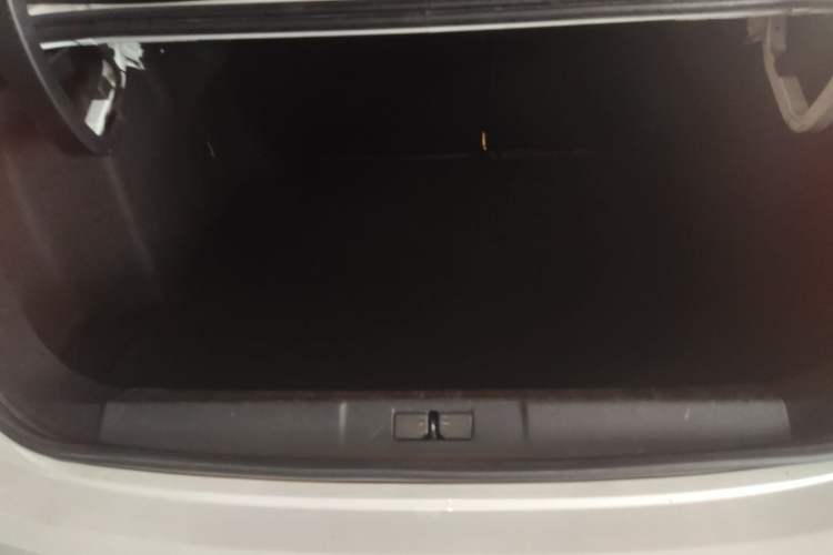 Used Peugeot 408 2016 1.6T Automatic Luxury Edition Trunk