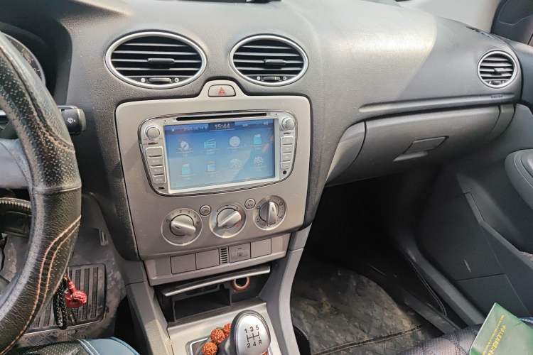 Used Ford Focus 2013 Hatchback Classic 1.8L Manual Base Model Audio And AC Panel