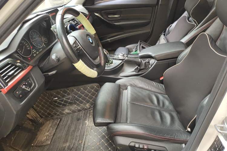 Used BMW 3 Series 2015 320i Luxury Edition Sports Design Package