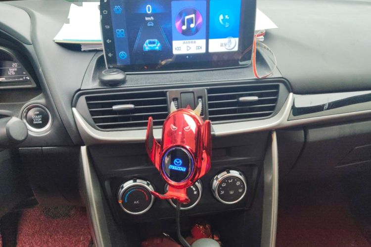 Used Mazda CX-4 2018 2.0L Automatic Two-Wheel Drive Blue Sky Dynamic Version China VI Standard Audio And AC Panel