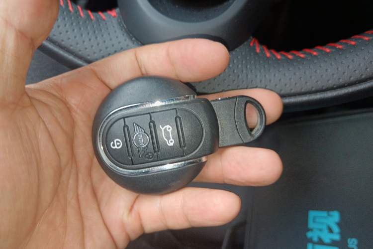 Used MINI MINI 2018 2.0T COOPER S Classic Edition