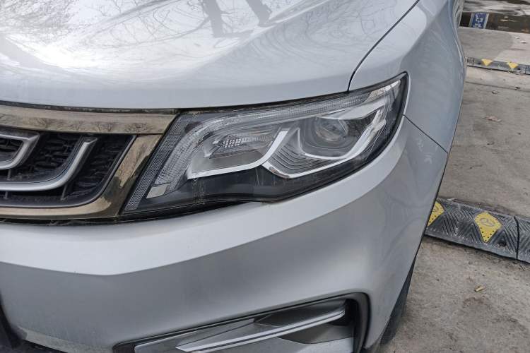 Used Geely Auto Emgrand X7 Sport 2020 1.8TD DCT Two-Wheel Drive Smart Connect 4G-Enabled Version