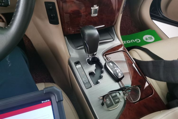 Used Toyota Crown 2012 2.5L Royal Leather Edition Gear Lever