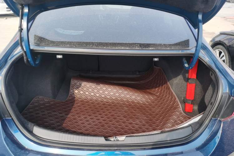 Used Chevrolet Malibu XL 2019 535T CVT RuiLian Edition Trunk