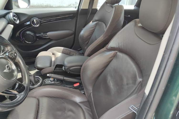 Used MINI 2016 1.5T COOPER Performance Edition 5-door version Left Front Seat