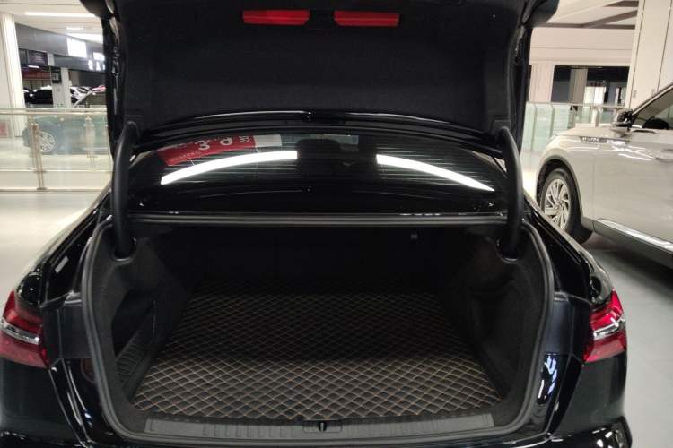 Used Audi A6L 2021 40 TFSI Luxury Prestige Edition Trunk