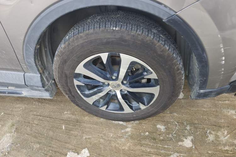 Used Toyota RAV4 2016 2.0L CVT Two-Wheel Drive Urban Edition China V Standard
