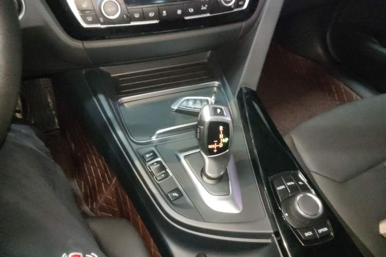 Used BMW 3 Series 2017 320Li xDrive Fashion Model
