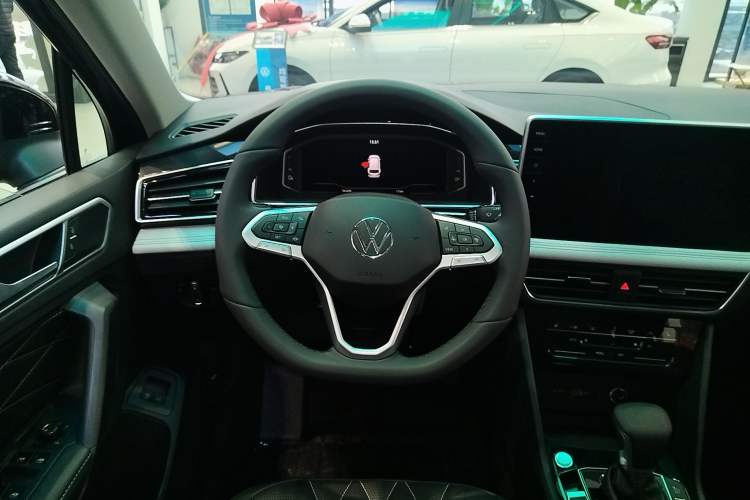 Used Volkswagen Tiguan L New Energy 2023 430 PHEV Plug-in Hybrid Prestige Edition
