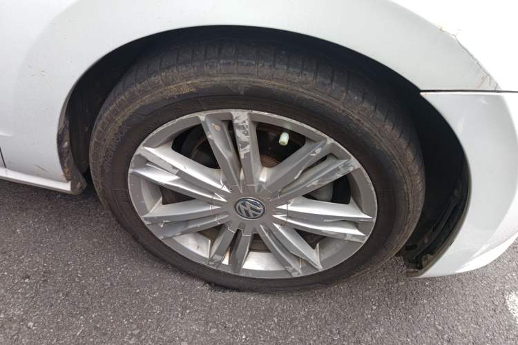 Used Volkswagen Golf Sportsvan 2016 230TSI Automatic Luxury Version
