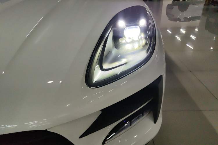 Used Porsche Macan 2021 Macan 2.0T