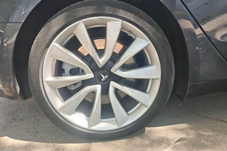 Used Tesla Model 3 2020 Refreshed Version Long-Range Rear-Wheel Drive
