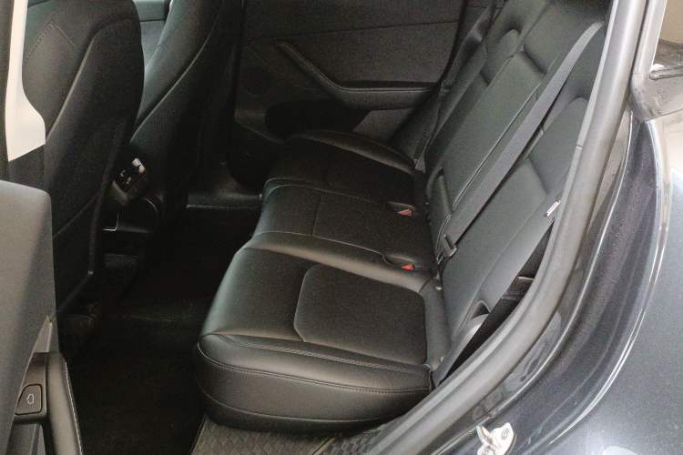 Used Tesla Model Y 2024 Rear-Wheel-Drive Version
