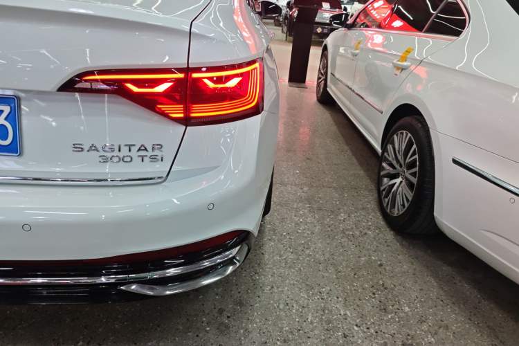 Used Volkswagen Sagitar 2023 300TSI DSG Excellence Edition Exterior 3