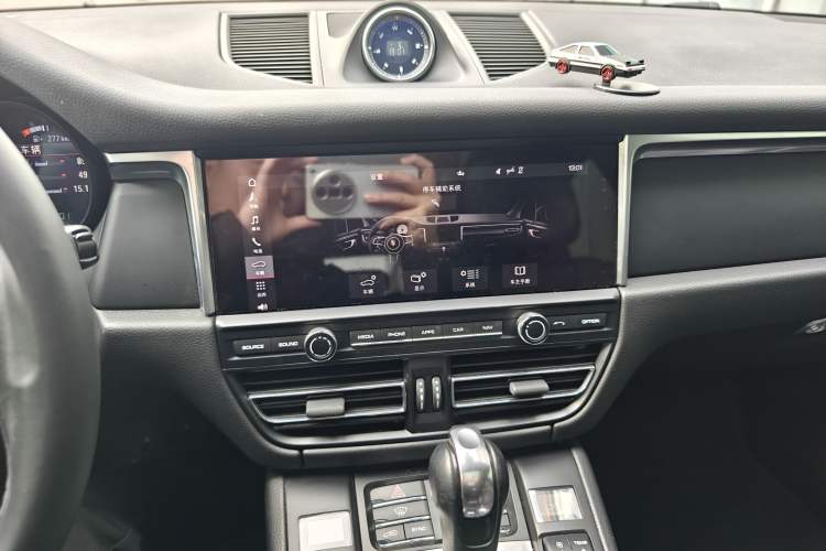 Used Porsche Macan 2020 Macan 2.0T