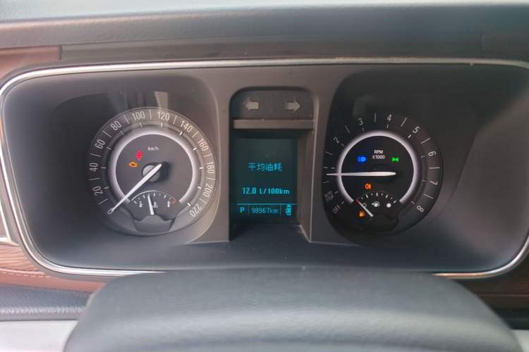 Used Buick GL8 2018 28T Luxury Model China VI Standard