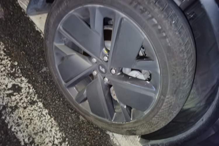 Used Li Auto L8 2025 Max Smart Refresh Edition
