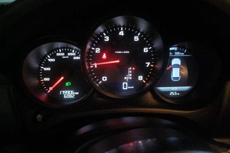 Used Porsche Macan 2017 Macan 2.0T
