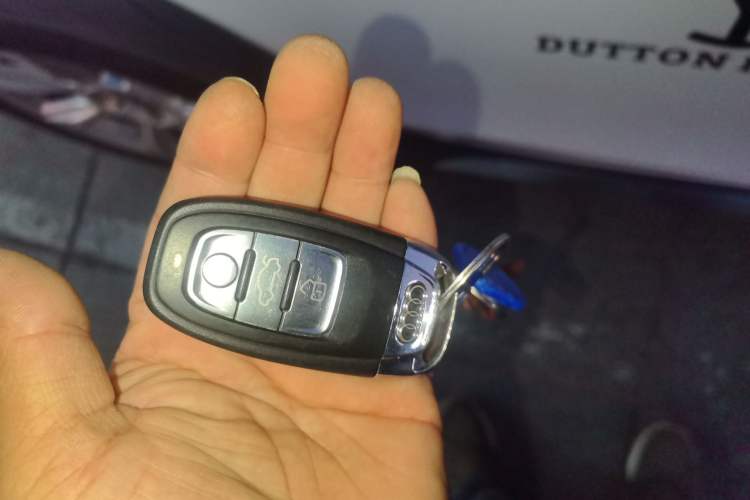 Used Audi A4 2013 40 TFSI allroad quattro Comfort model