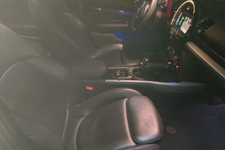 Used MINI Clubman 2019 1.5T COOPER Connoisseur