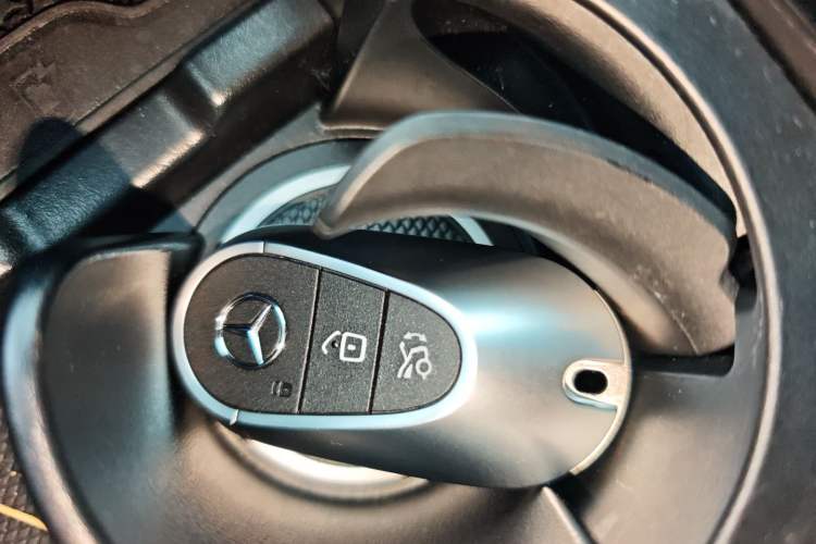 Used Mercedes-Benz E-Class New Energy 2024 E 350 e L Plug-in Hybrid Sedan Vehicle Key