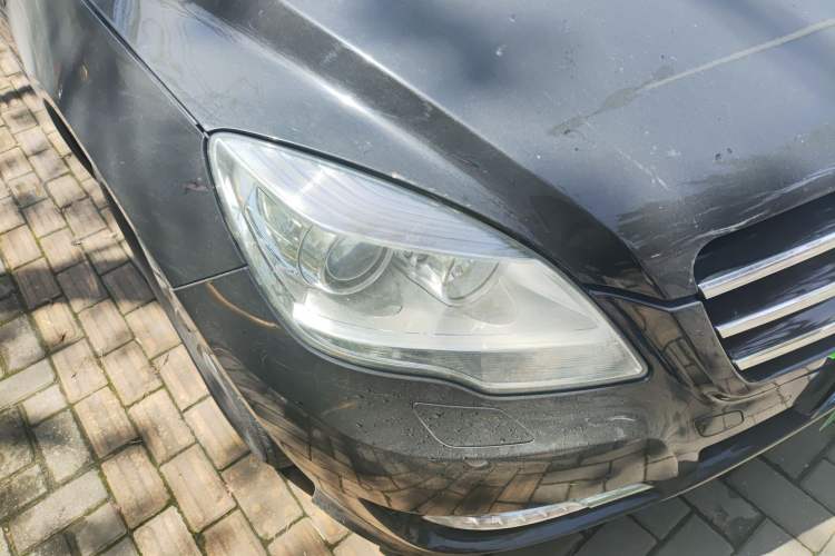 Used Mercedes-Benz R-Class 2015 R 320 4MATIC Luxury Model Right Front Headlight