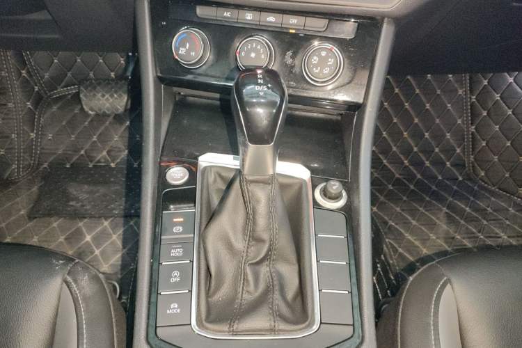 Used Volkswagen Sagitar 2020 280TSI DSG Comfort Version China VI Standard
