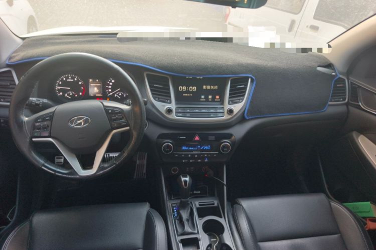 Used Hyundai Tucson 2018 1.6T Dual-Clutch Two-Wheel Drive 15th Anniversary Special Edition