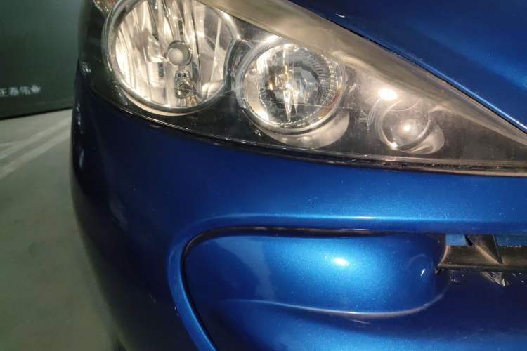 Used Peugeot 207 2011 Hatchback 1.4L Manual Yule Edition Right Front Headlight