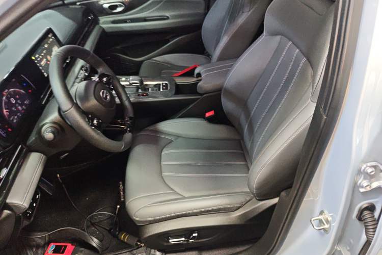 Used GAC Trumpchi EMPOW 2025 270T DCT Yingbao R-Style Dynamic Edition Left Front Seat