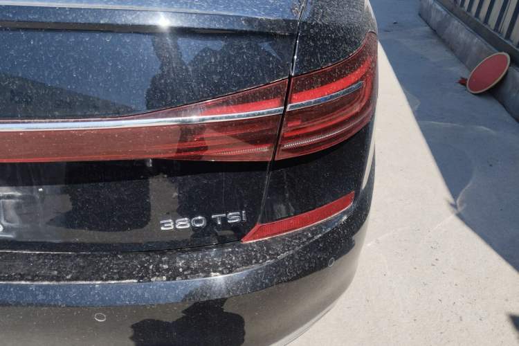 Used Volkswagen Passat 2024 380TSI Dragon Glory Edition
